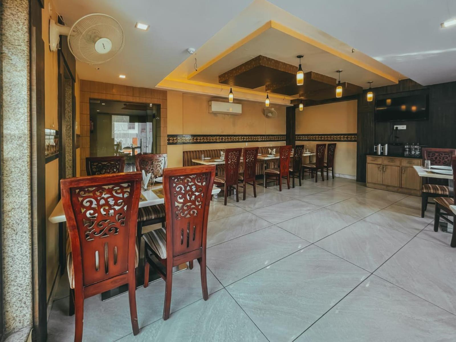 Sle住所酒店 瓦拉纳西 外观 照片